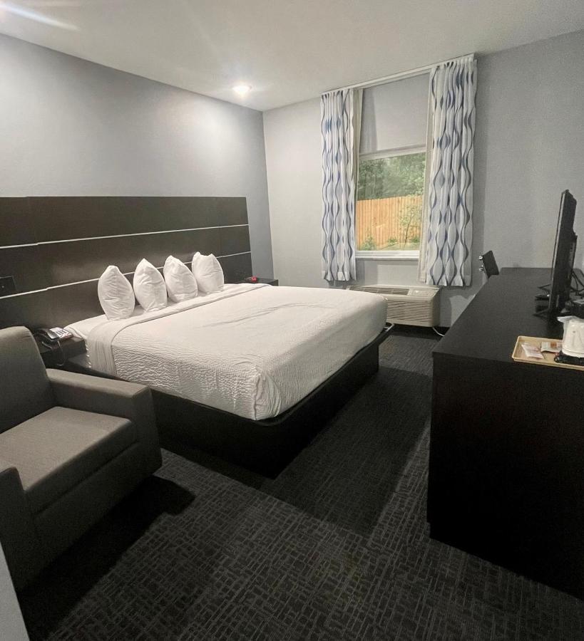 Days Inn By Wyndham Zachary La Kültér fotó