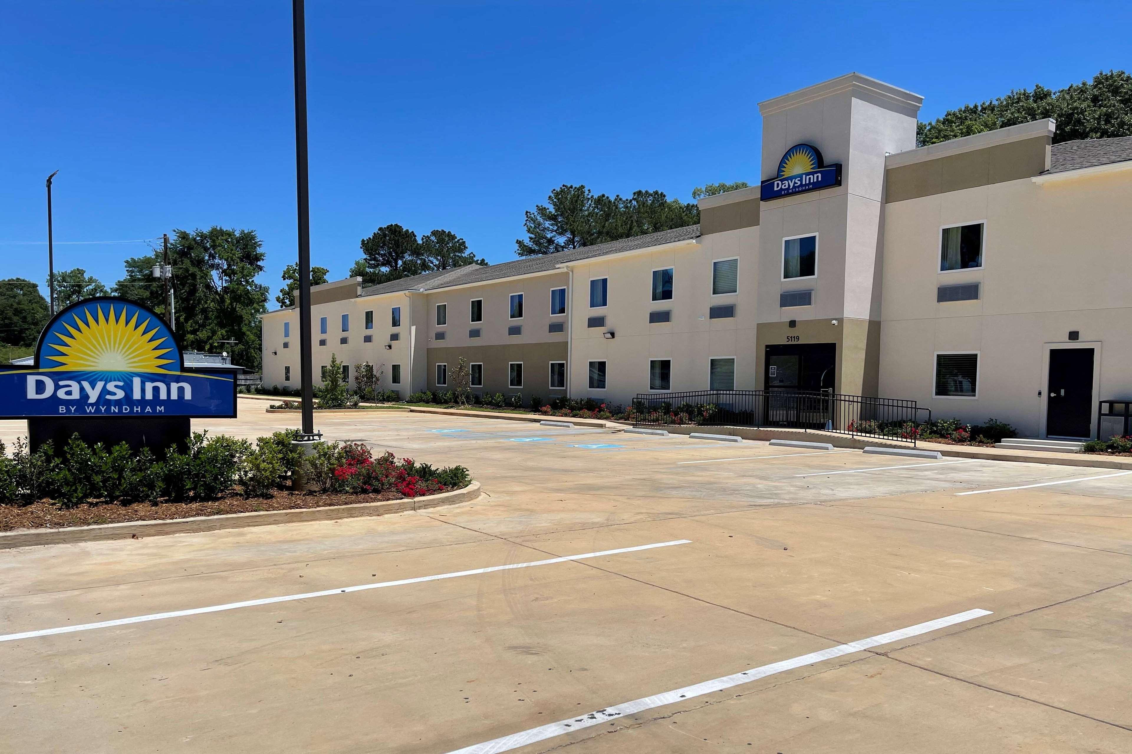 Days Inn By Wyndham Zachary La Kültér fotó