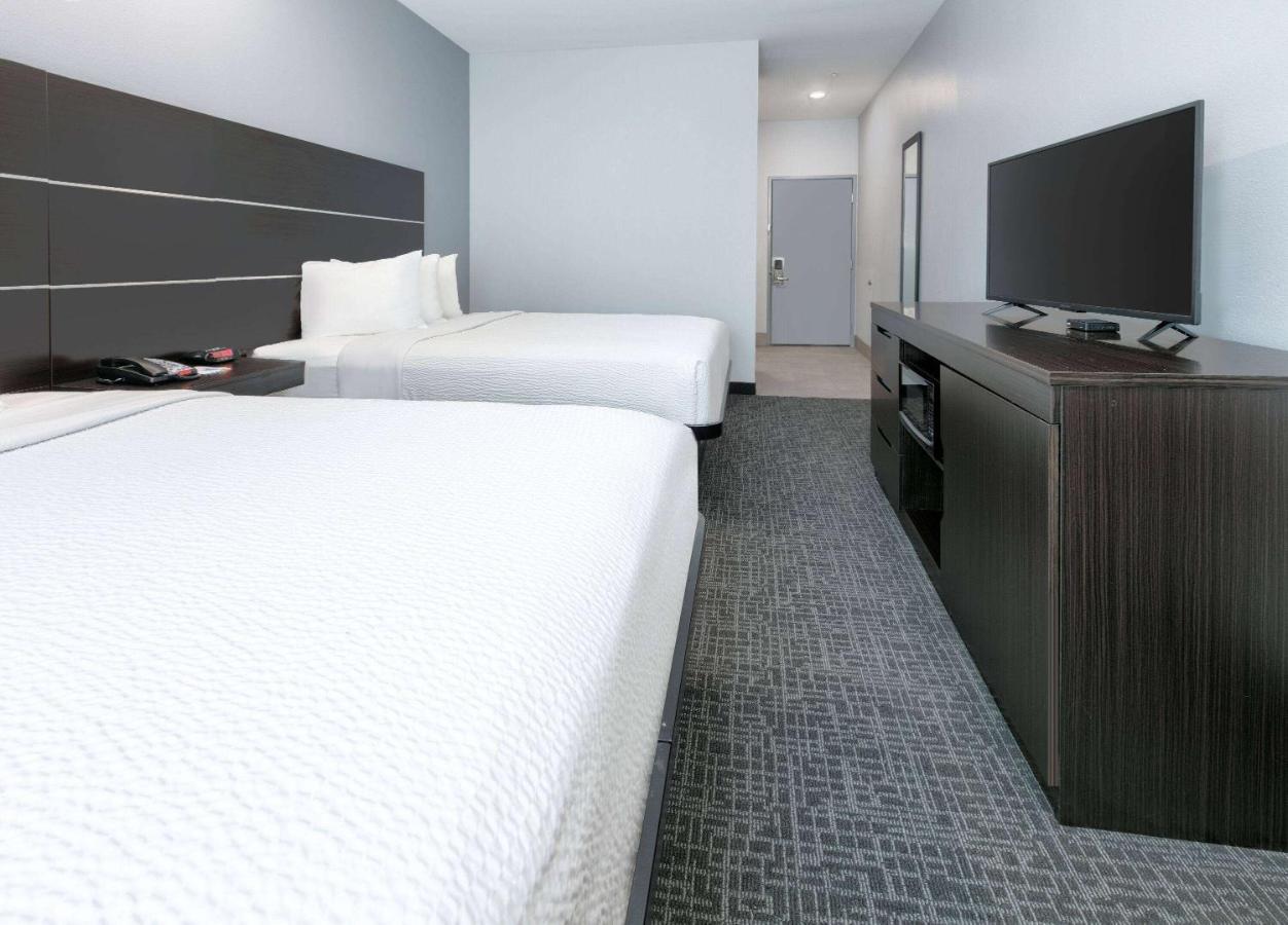 Days Inn By Wyndham Zachary La Kültér fotó