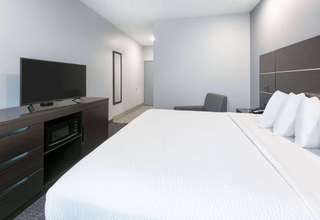 Days Inn By Wyndham Zachary La Kültér fotó